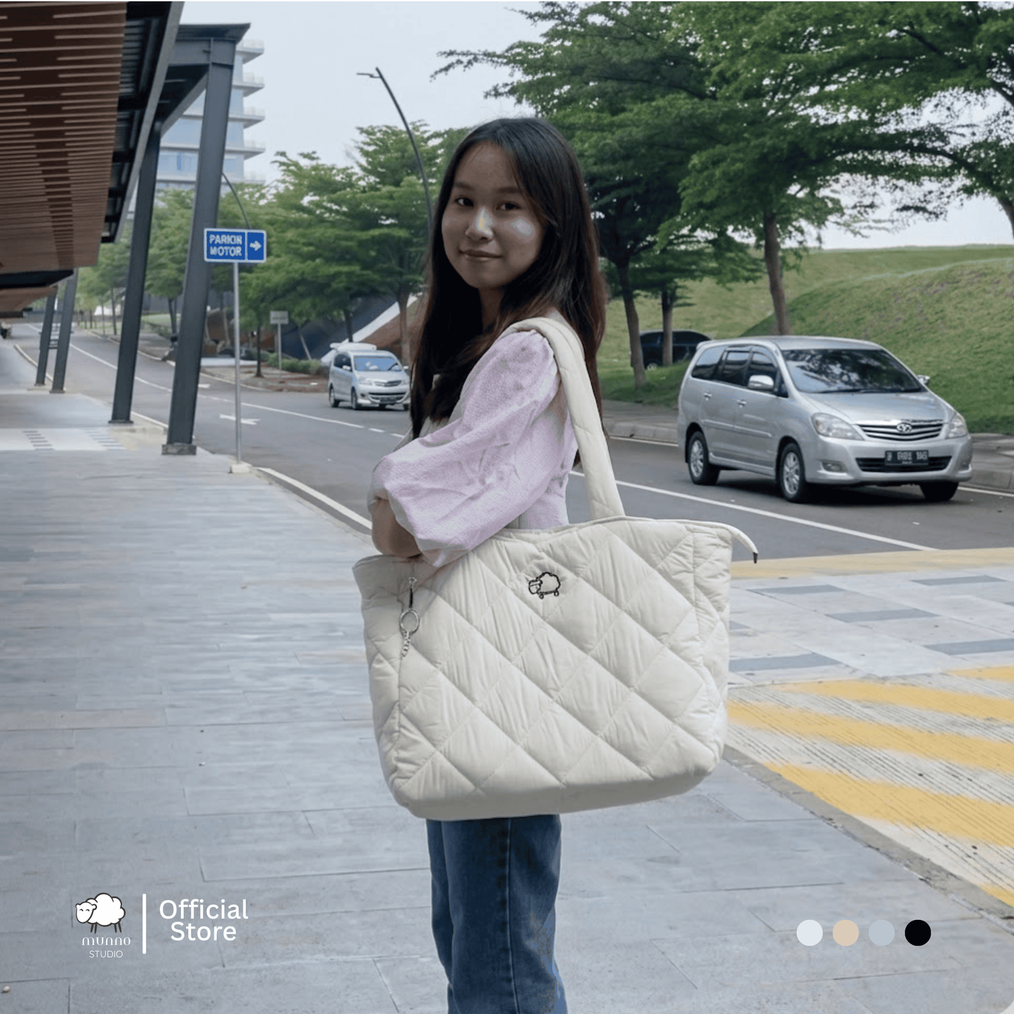 Merino Tote